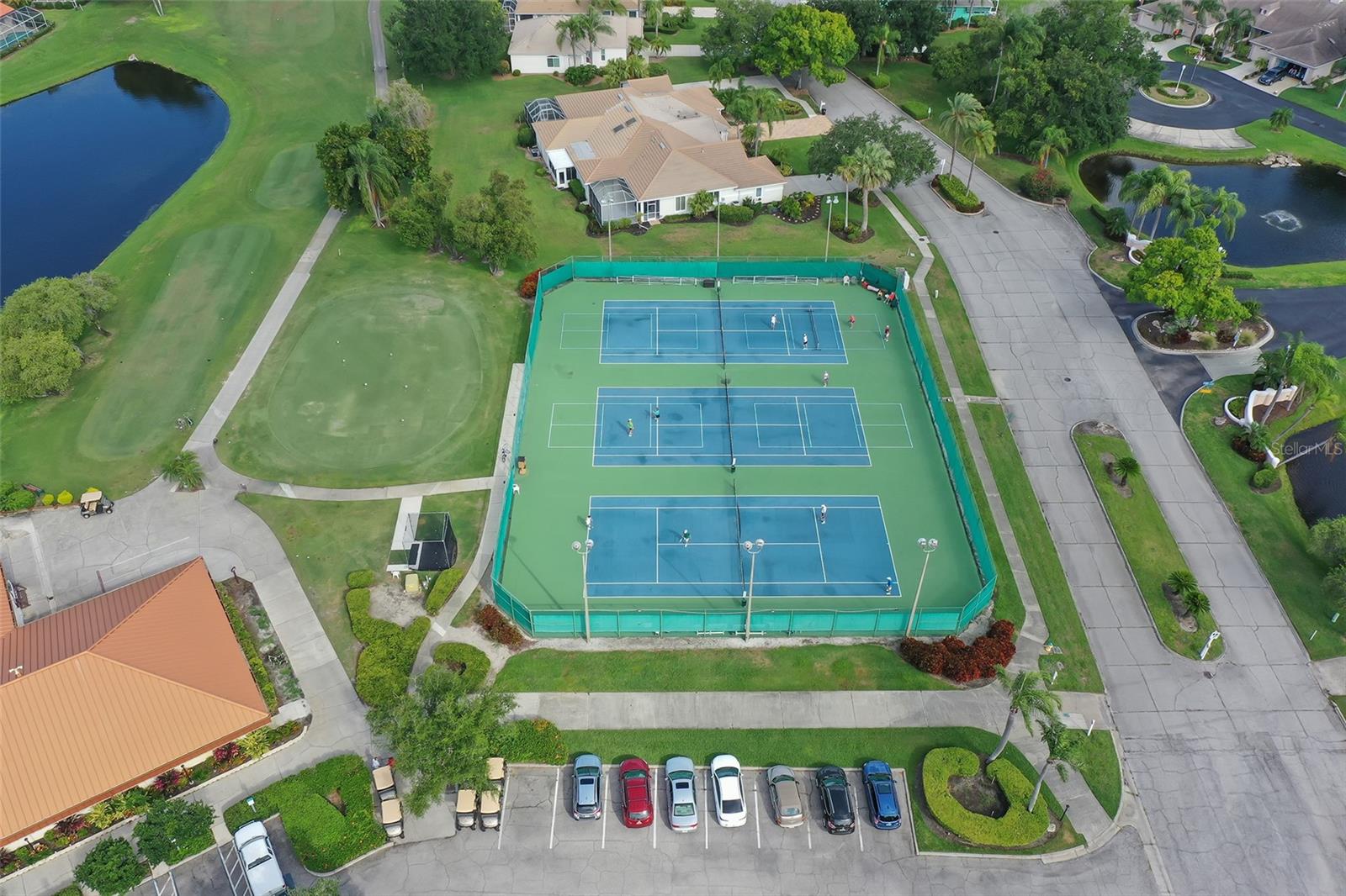 Image 46 of 64 For 4207 Caddie Drive E 104