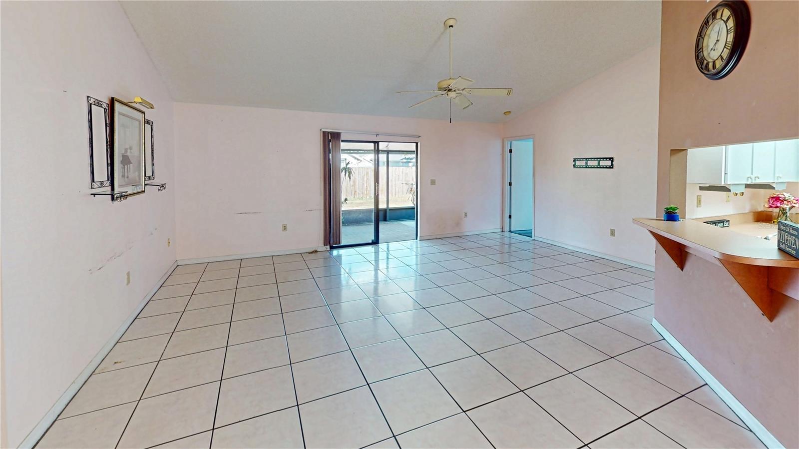 Image 4 of 28 For 5847 Pauma Court