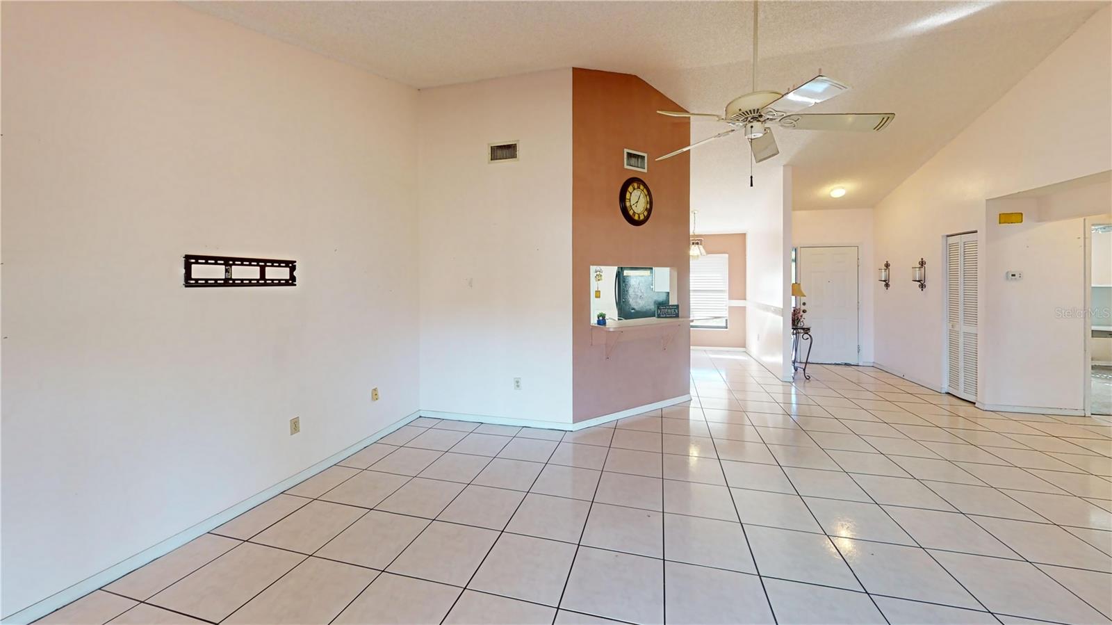 Image 5 of 28 For 5847 Pauma Court