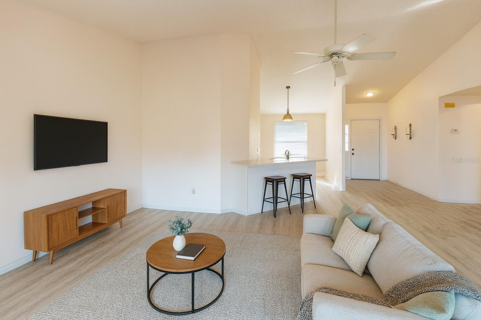 Image 6 of 28 For 5847 Pauma Court