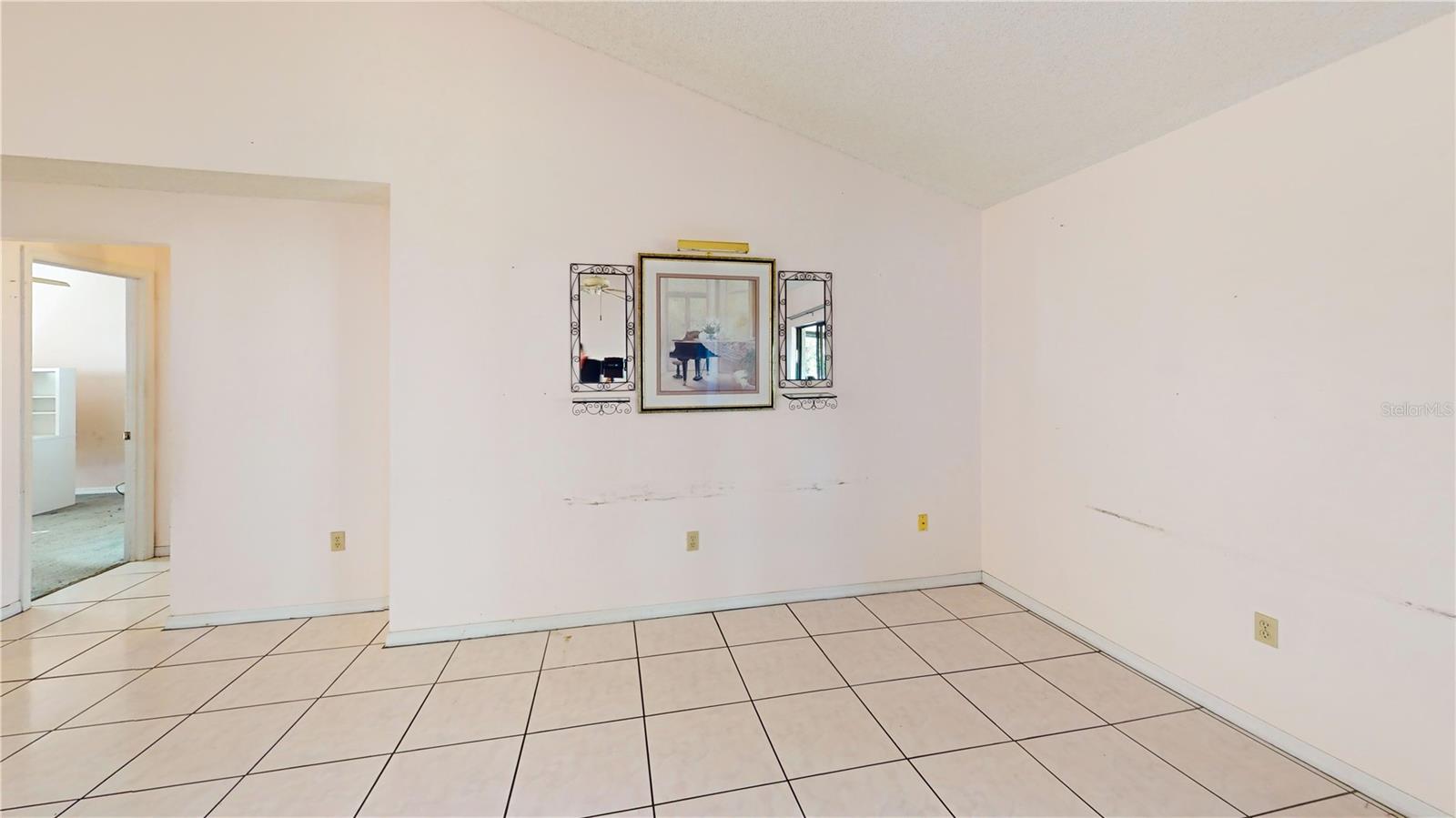 Image 9 of 28 For 5847 Pauma Court
