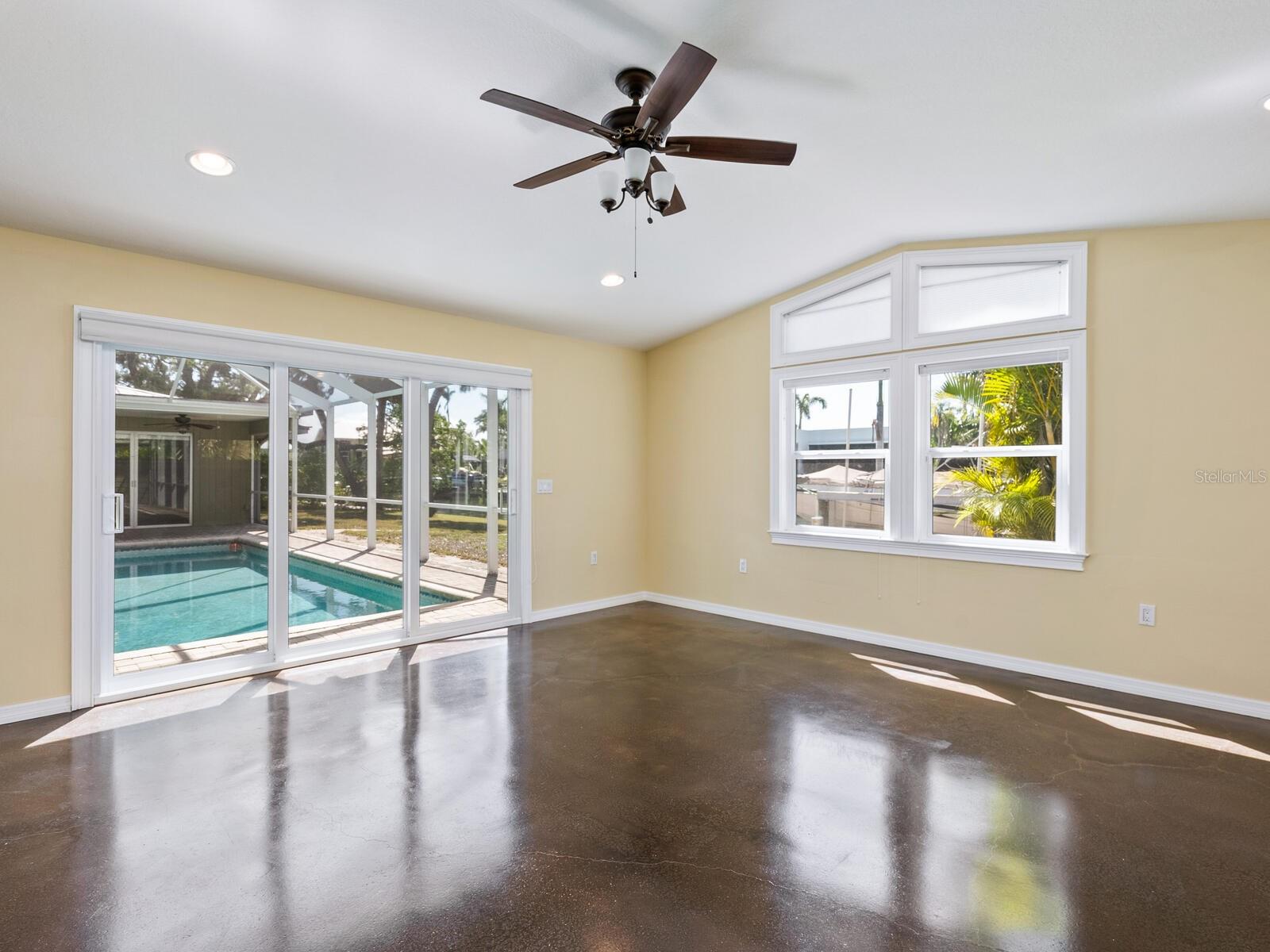 Image 19 of 37 For 1248 Northport Drive