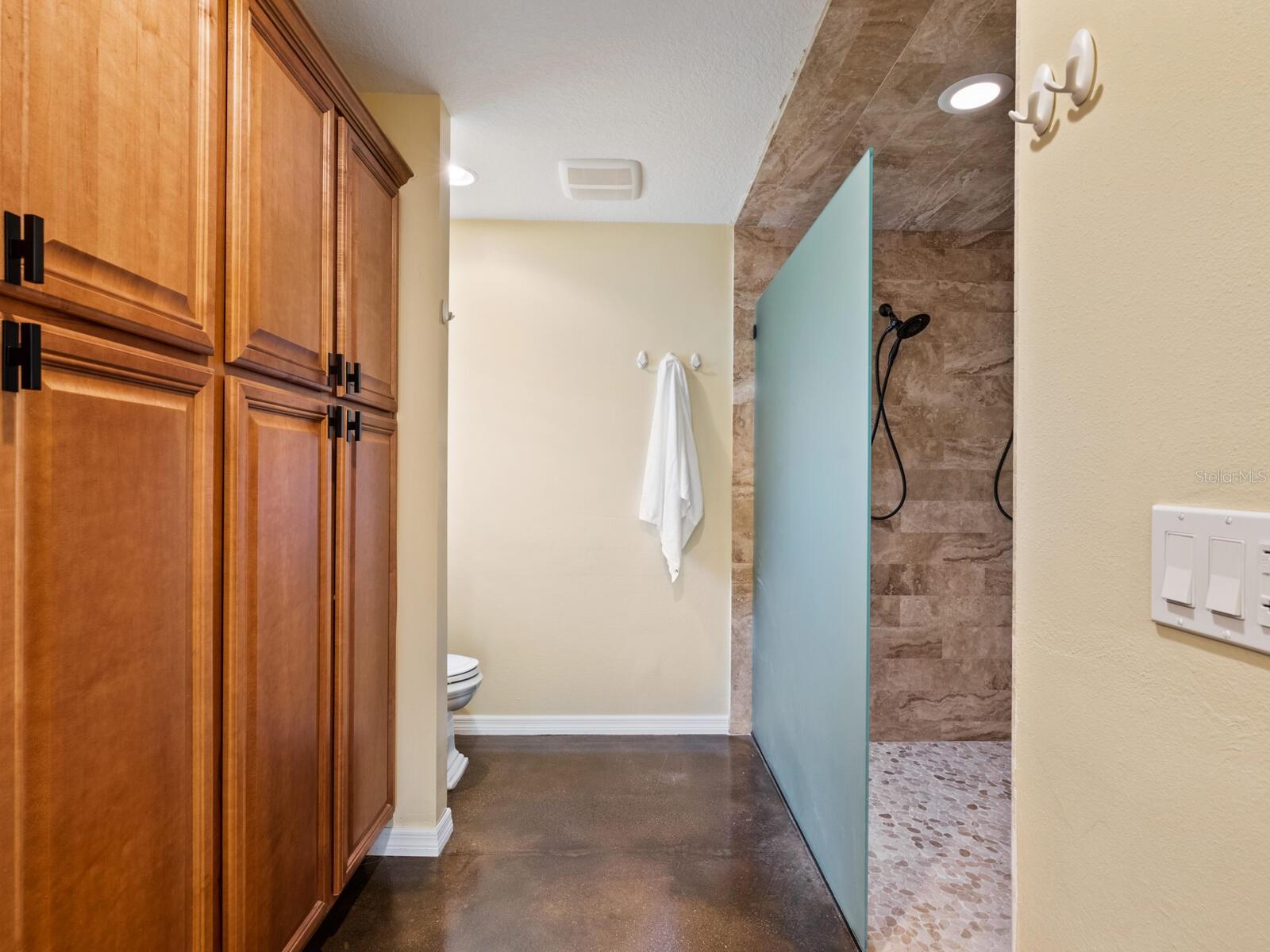 Image 22 of 37 For 1248 Northport Drive