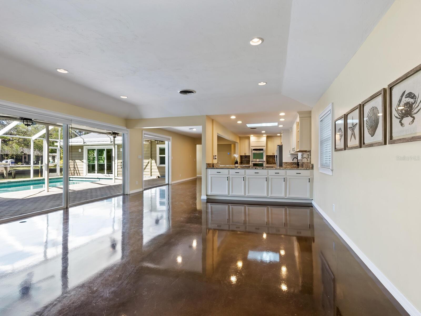 Image 5 of 37 For 1248 Northport Drive