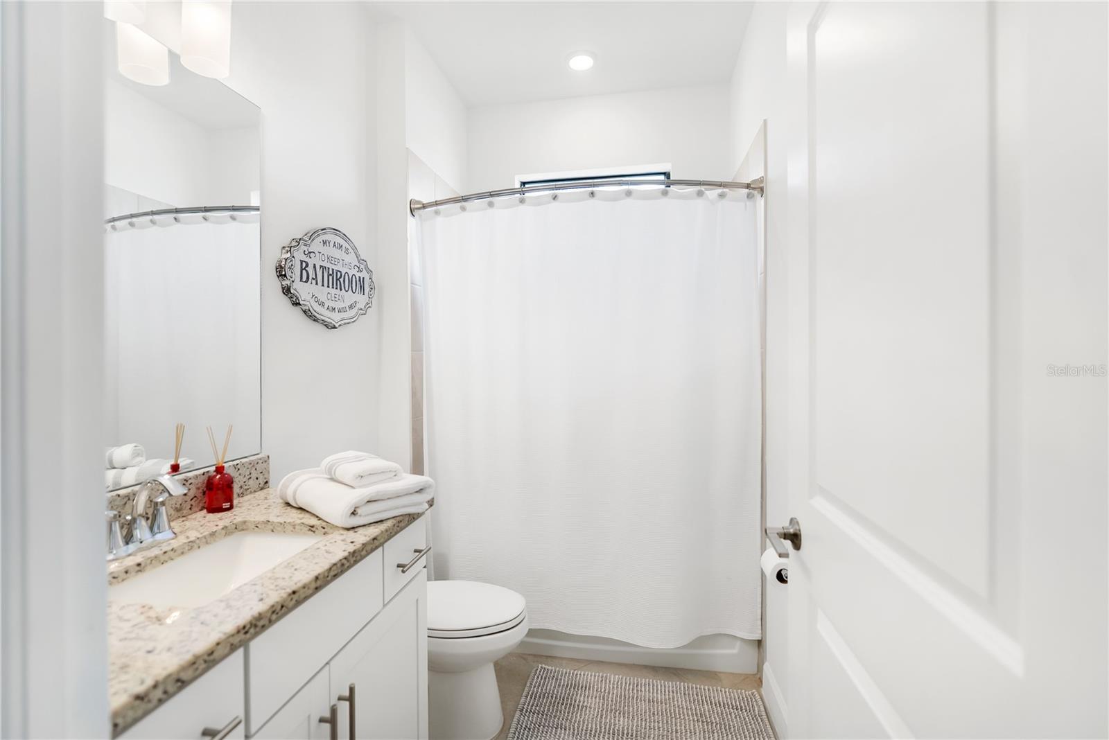 Image 33 of 57 For 4889 Seafoam Trail