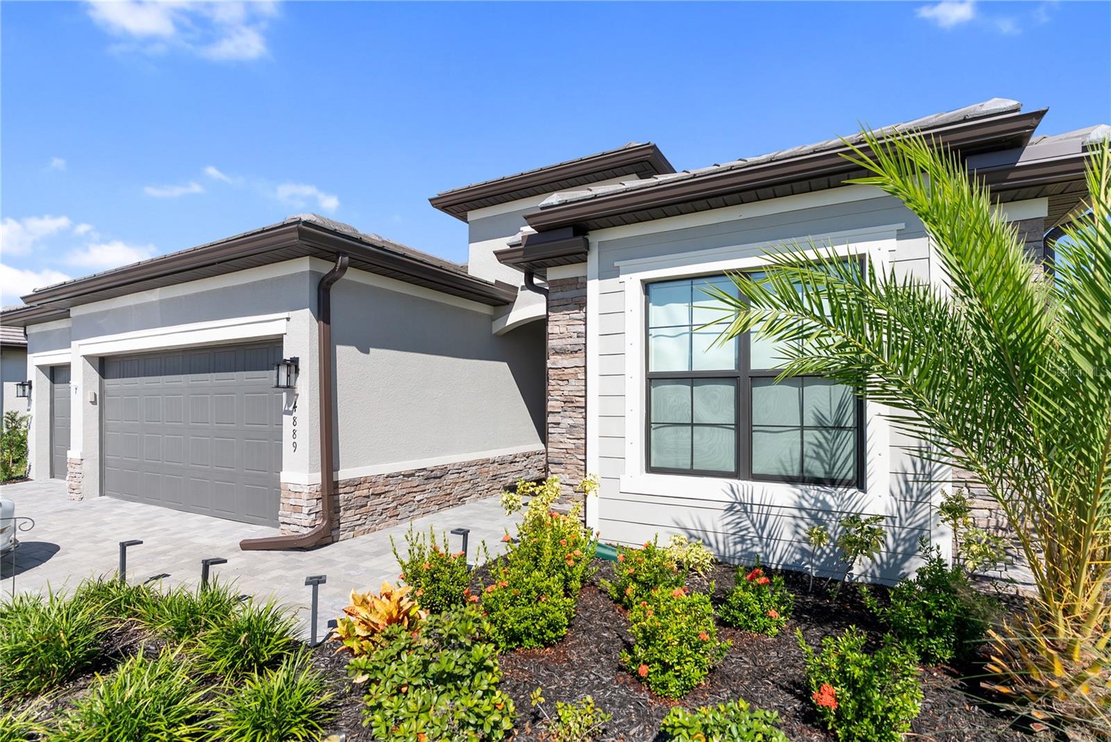 Image 42 of 57 For 4889 Seafoam Trail