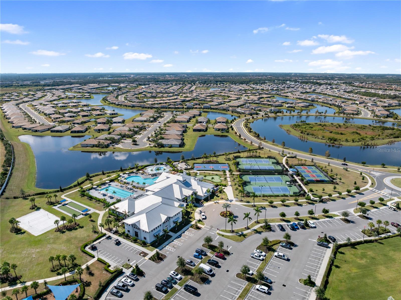 Image 47 of 57 For 4889 Seafoam Trail