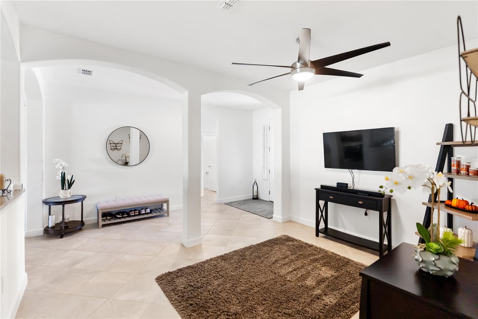 Image 7 of 57 For 4889 Seafoam Trail