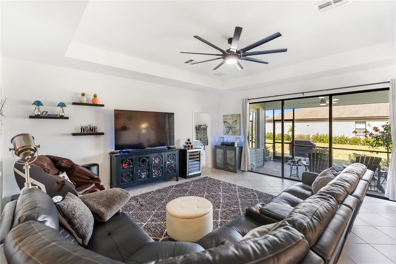 Image 8 of 57 For 4889 Seafoam Trail