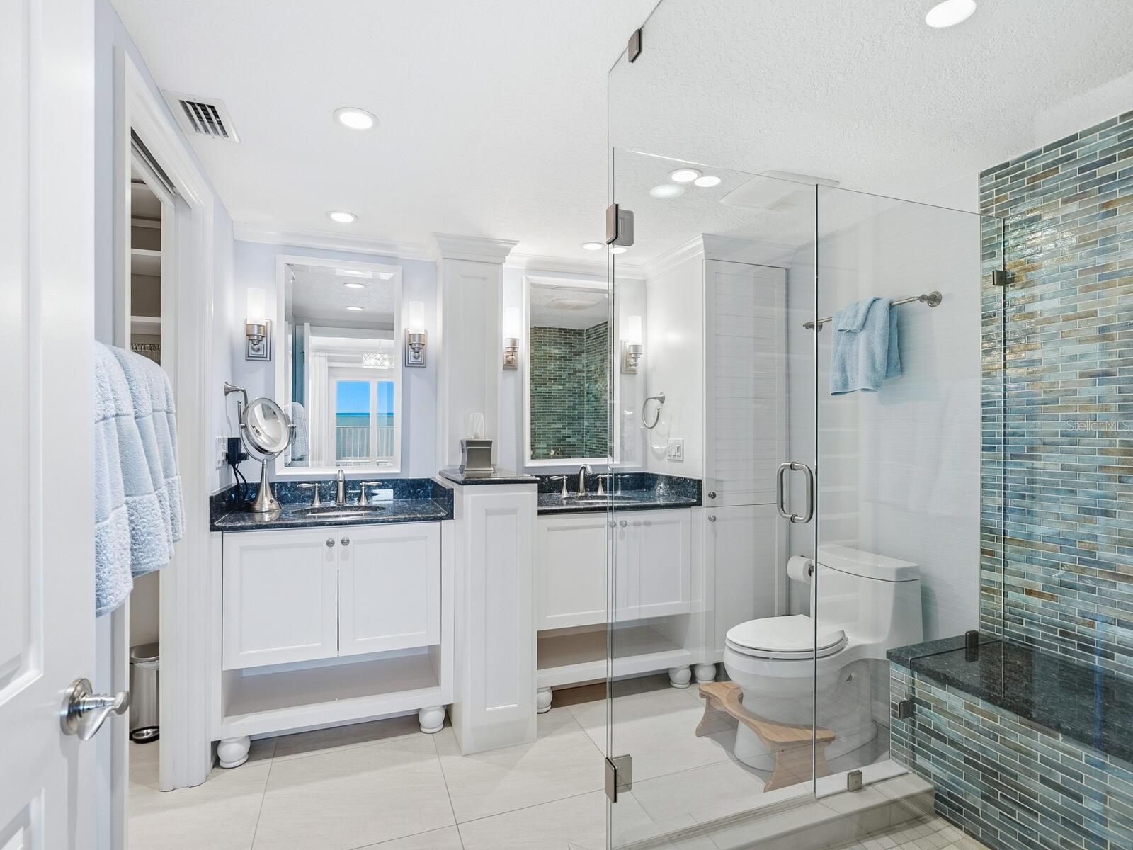 Image 21 of 45 For 3115 Gulf Of Mexico Drive 304