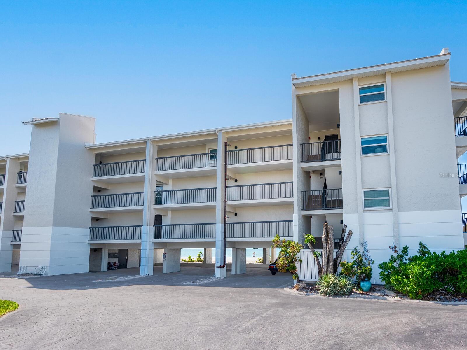 Image 41 of 45 For 3115 Gulf Of Mexico Drive 304