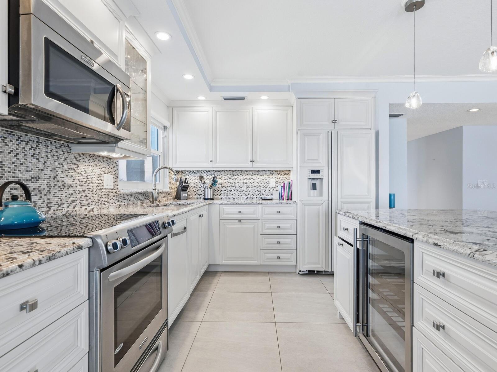 Image 8 of 45 For 3115 Gulf Of Mexico Drive 304