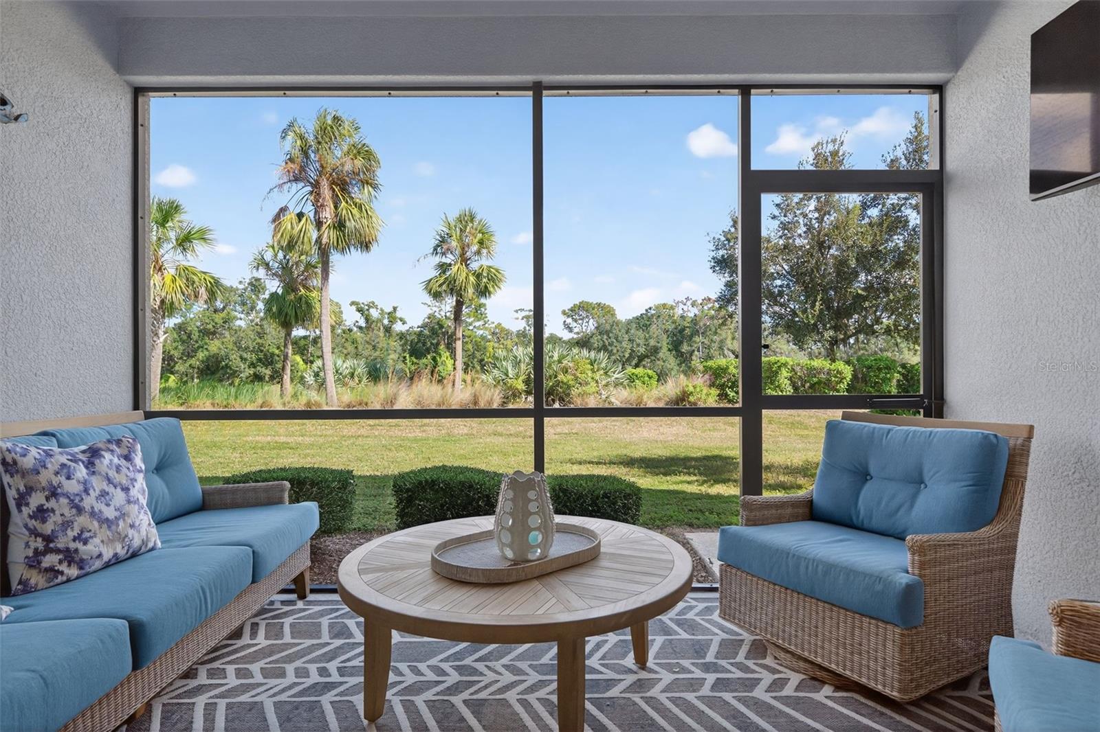 Image 43 of 85 For 13816 Messina Loop 104