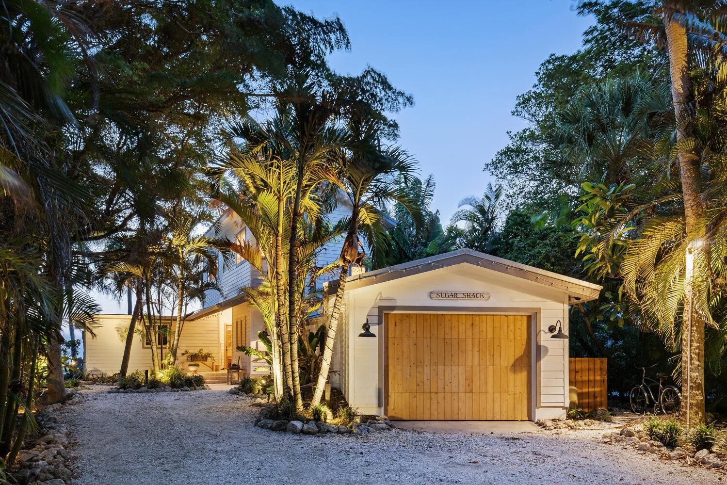 Image 2 of 27 For 7314 Point Of Rocks Road