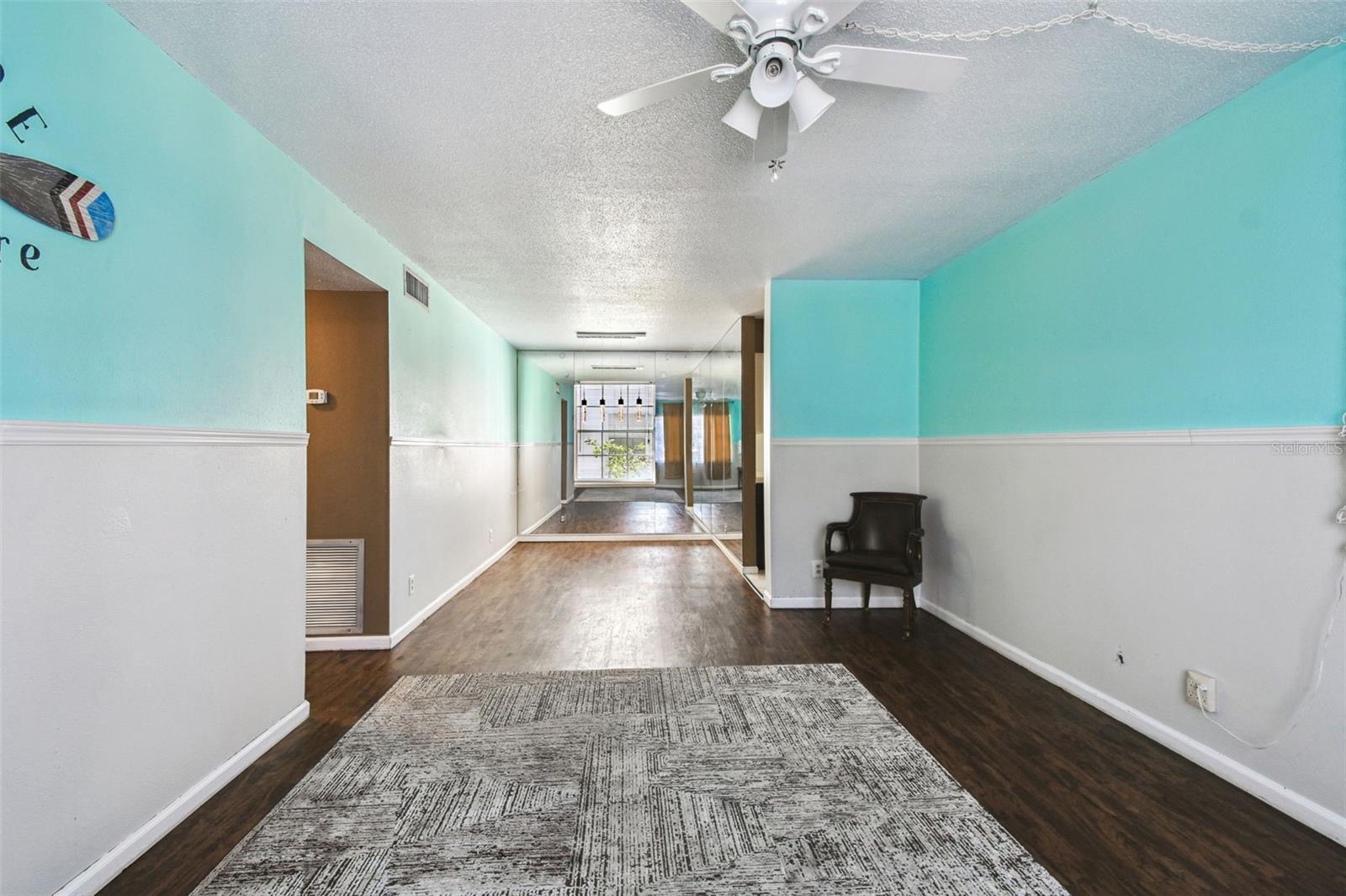 Image 18 of 54 For 4507 9th Street W E1