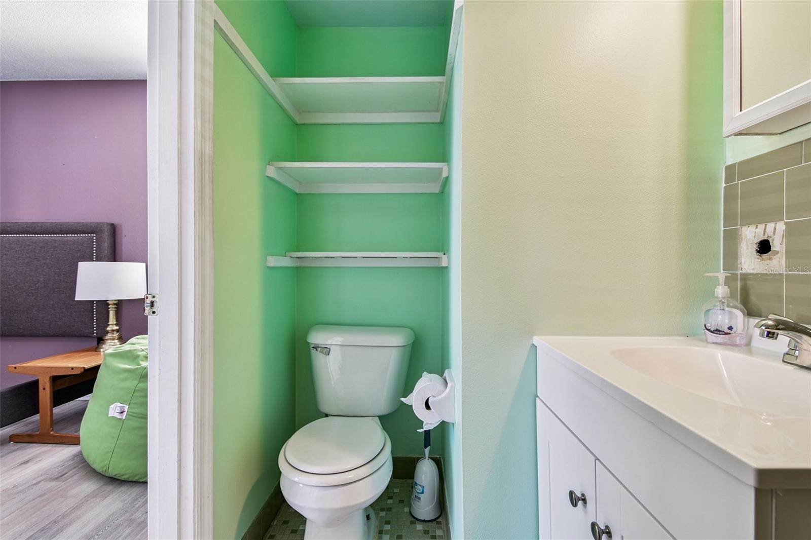 Image 20 of 54 For 4507 9th Street W E1