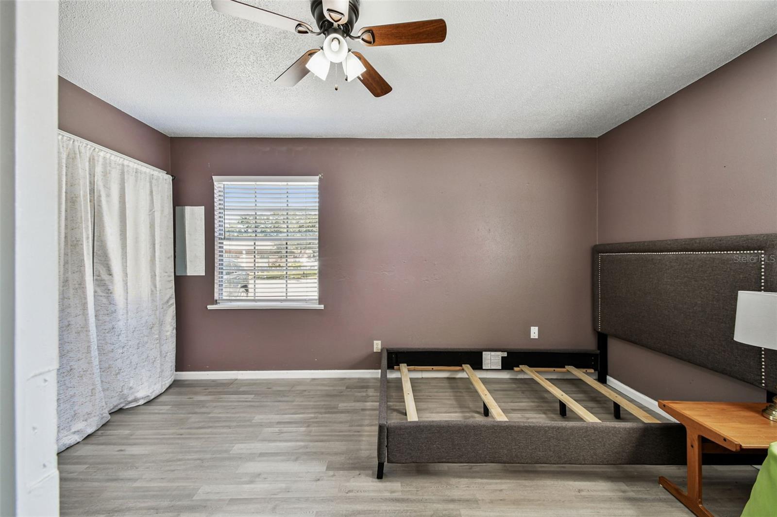 Image 21 of 54 For 4507 9th Street W E1