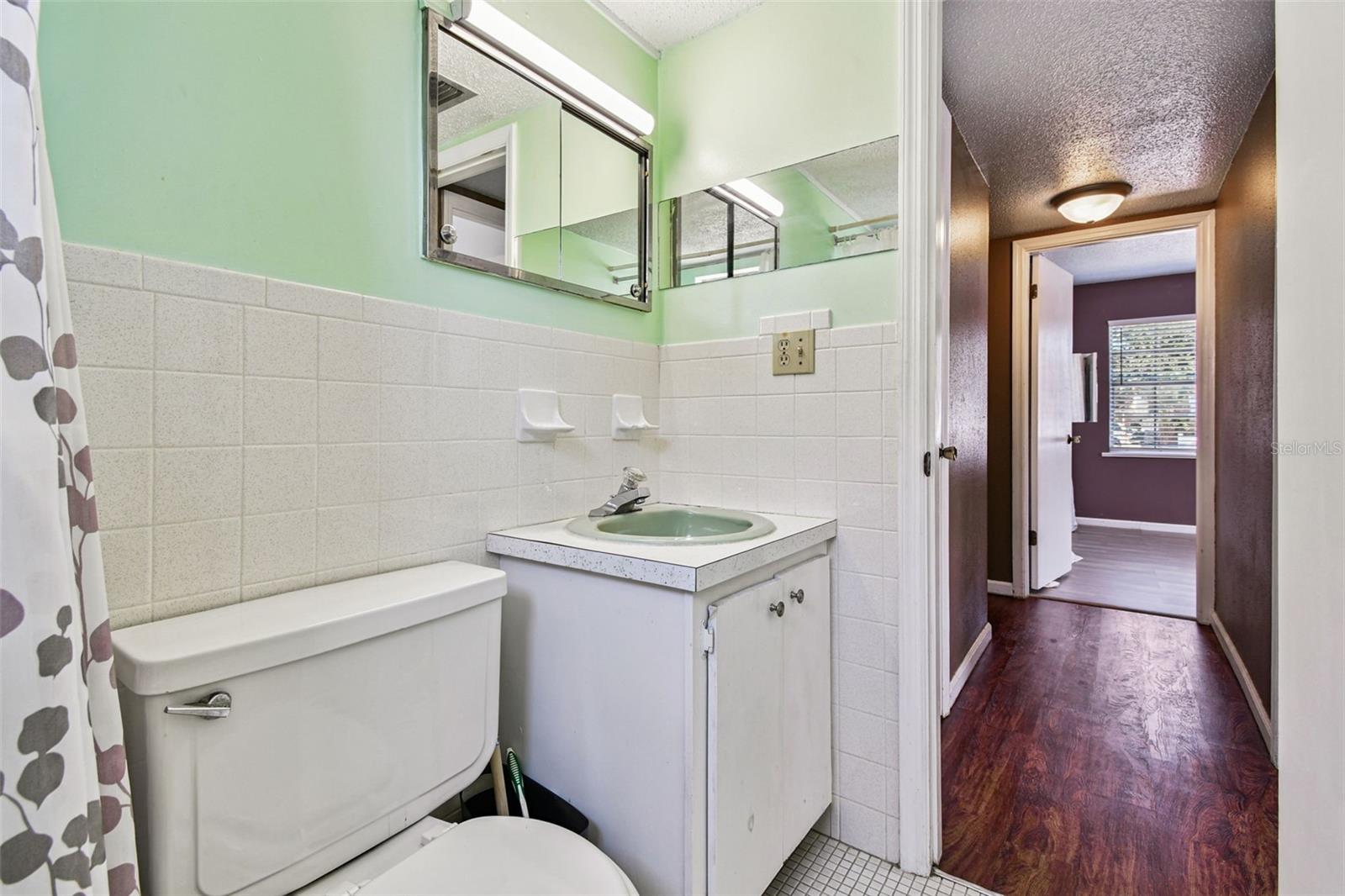 Image 30 of 54 For 4507 9th Street W E1