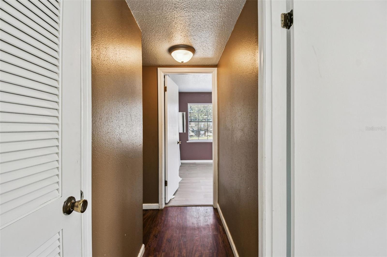 Image 37 of 54 For 4507 9th Street W E1