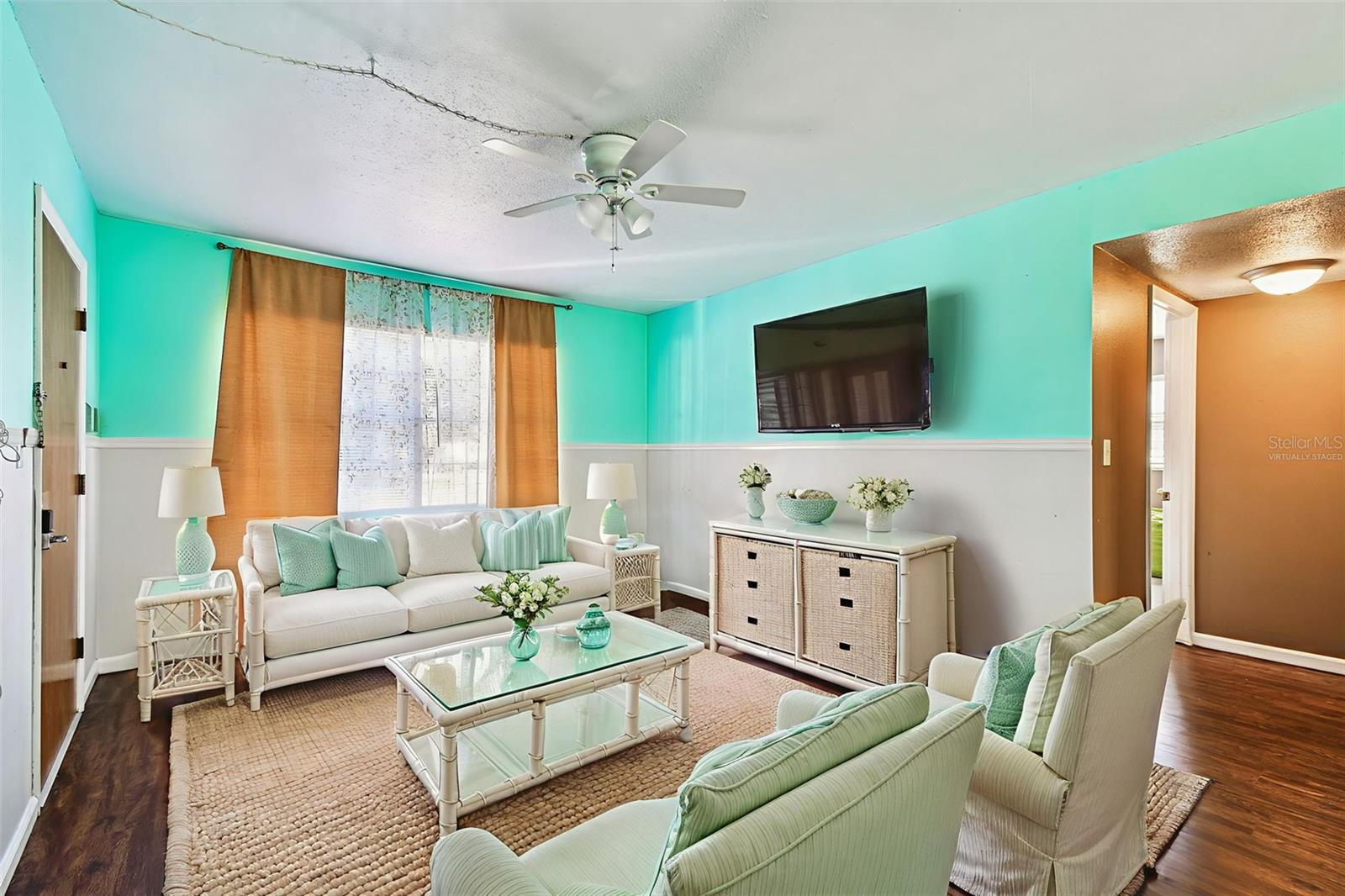 Image 5 of 54 For 4507 9th Street W E1