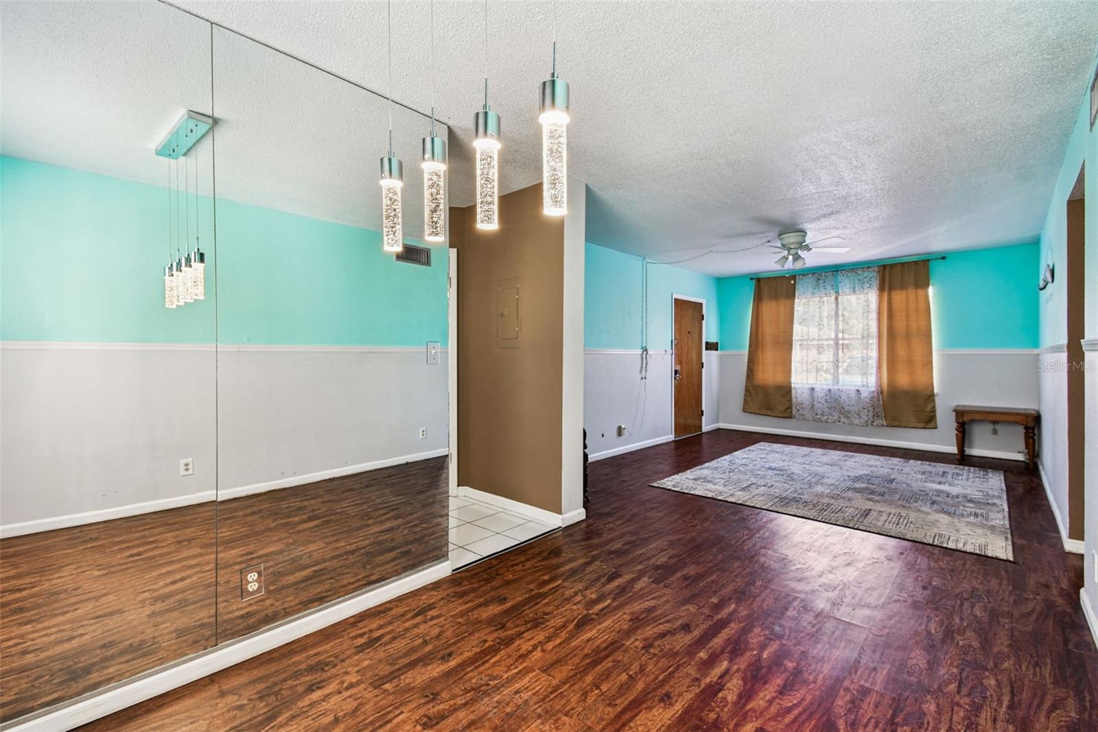 Image 9 of 54 For 4507 9th Street W E1