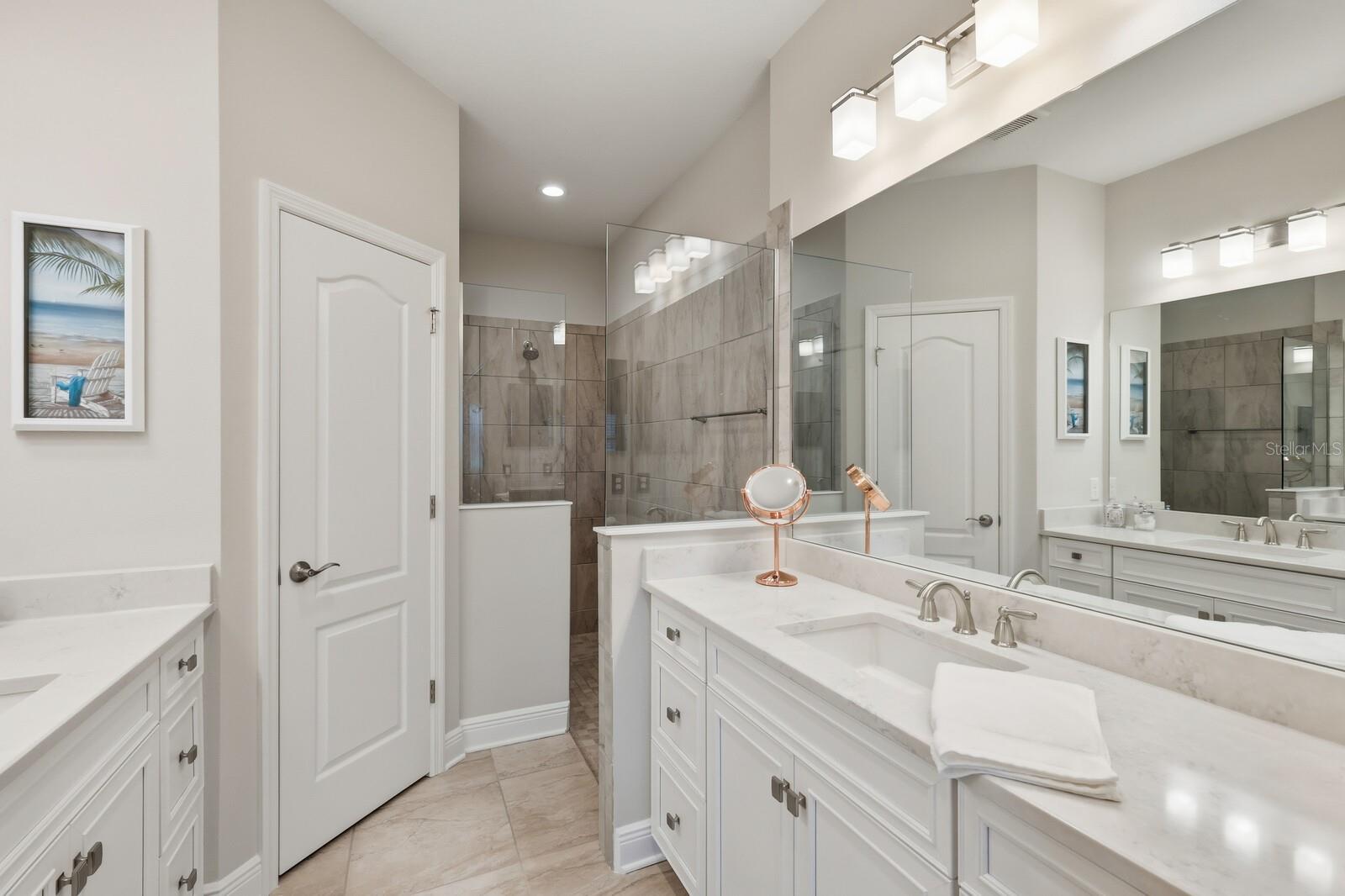 Image 25 of 59 For 2723 Sapphire Blue Lane