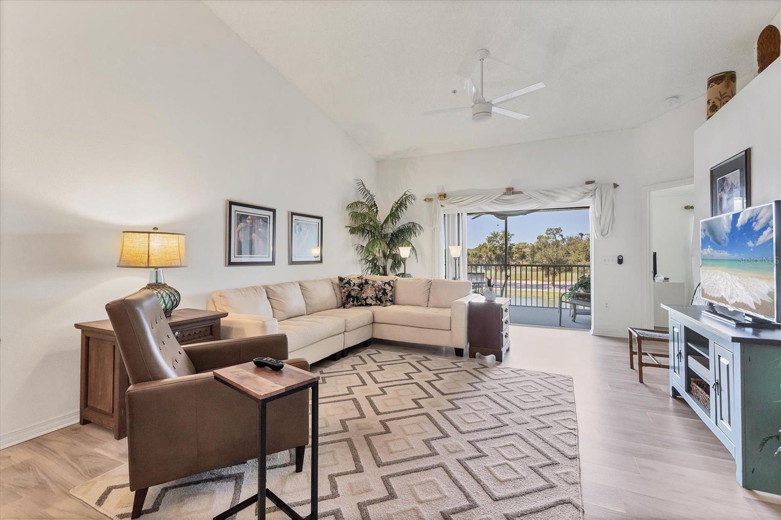 Image 13 of 85 For 5240 Hyland Hills Avenue 1426