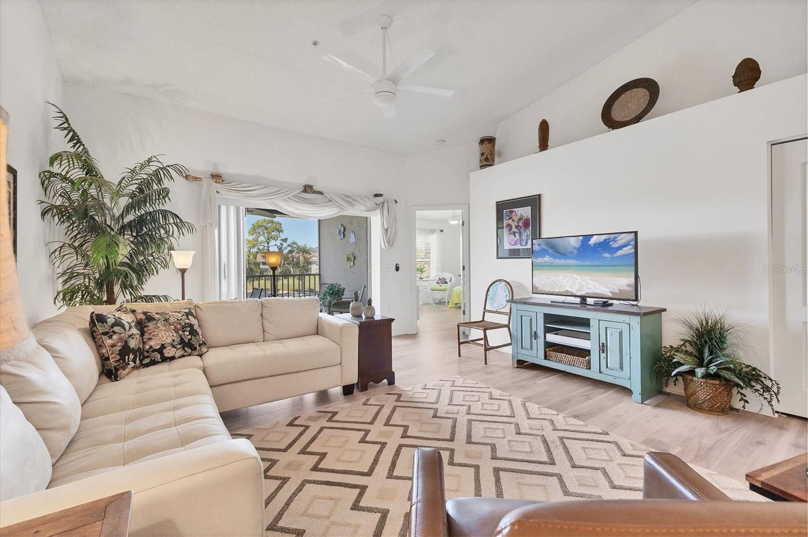 Image 14 of 85 For 5240 Hyland Hills Avenue 1426