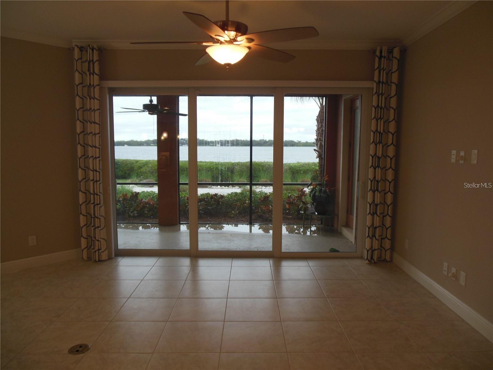 Image 15 of 44 For 1266 Riverscape Street