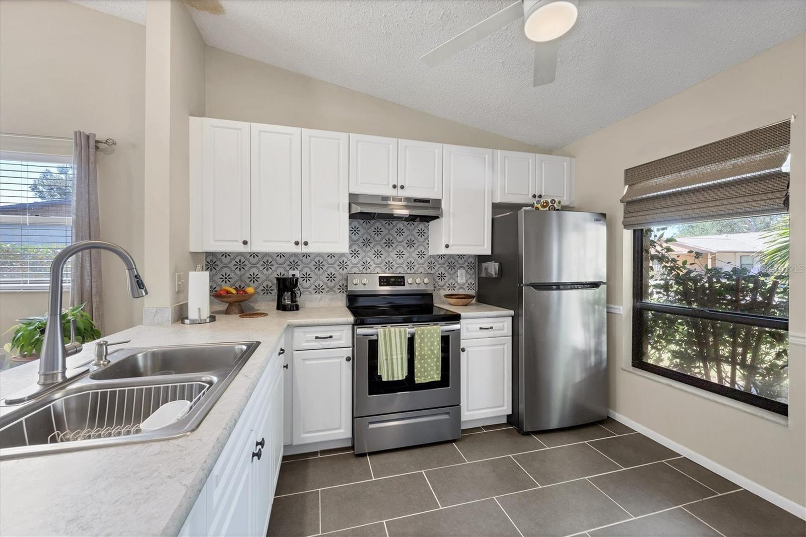 Image 9 of 40 For 1709 Curry Trail 30
