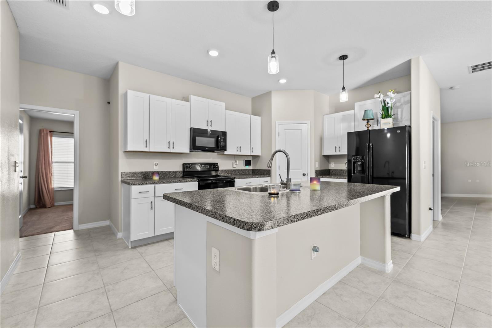 Image 11 of 47 For 4485 Eternal Prince Drive