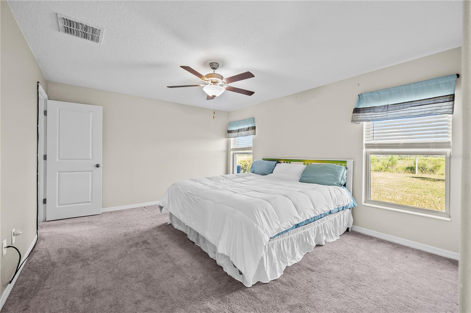 Image 12 of 47 For 4485 Eternal Prince Drive