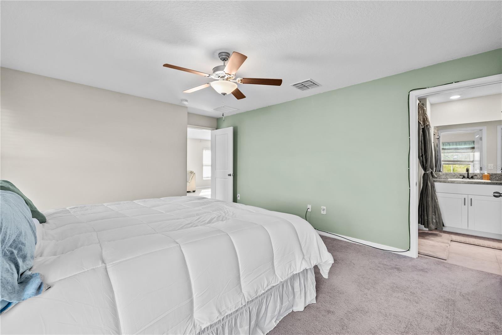 Image 14 of 47 For 4485 Eternal Prince Drive