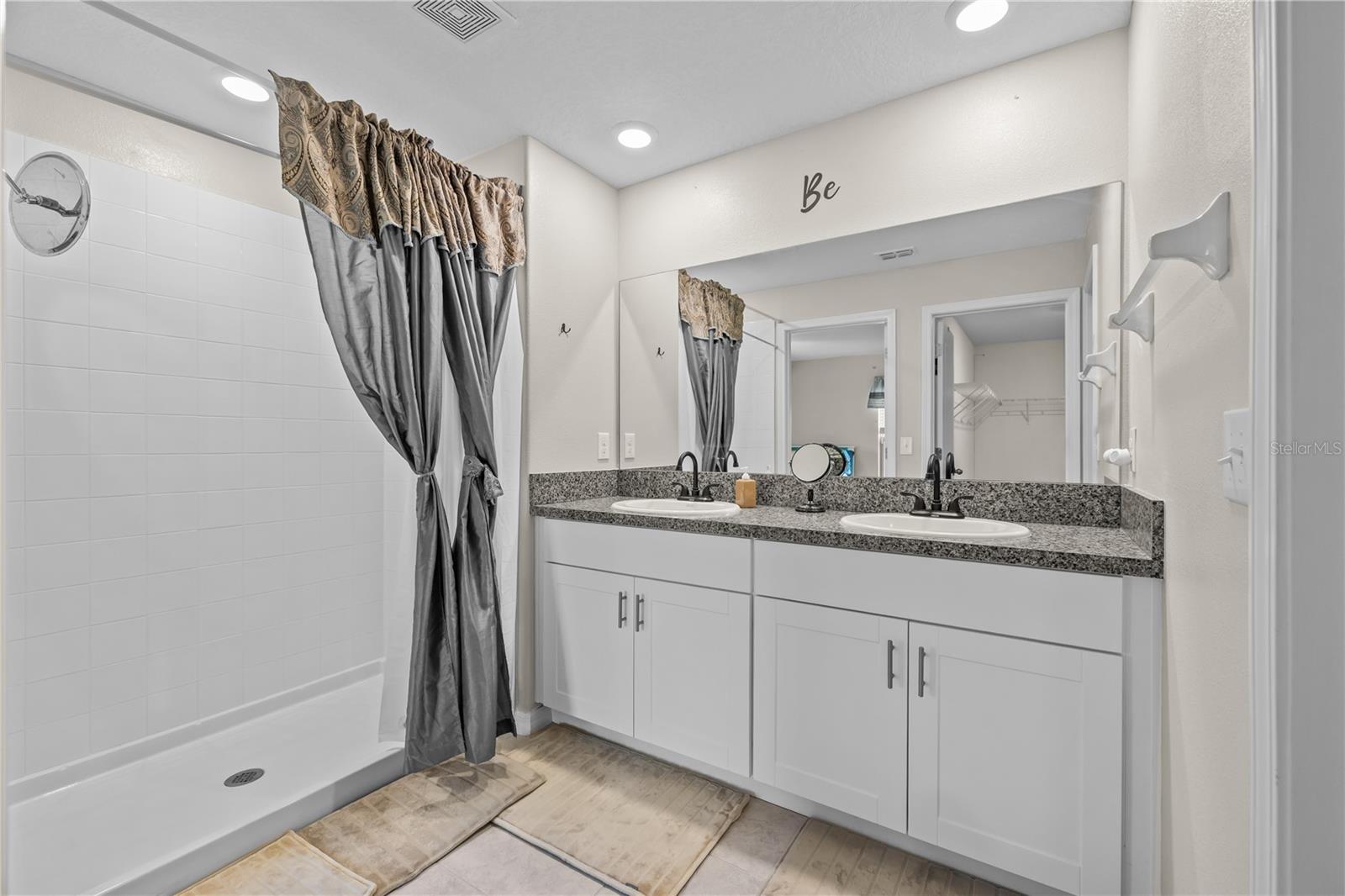 Image 17 of 47 For 4485 Eternal Prince Drive