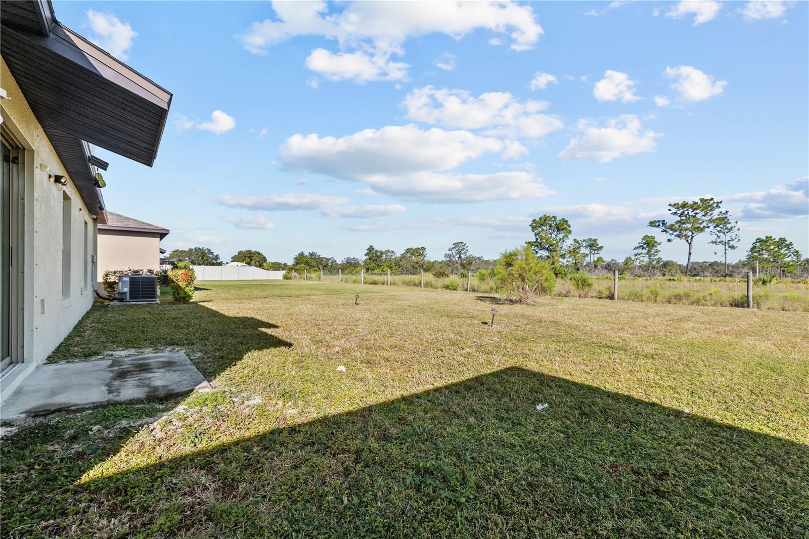 Image 32 of 47 For 4485 Eternal Prince Drive