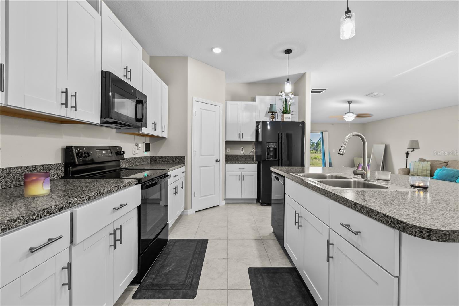 Image 7 of 47 For 4485 Eternal Prince Drive