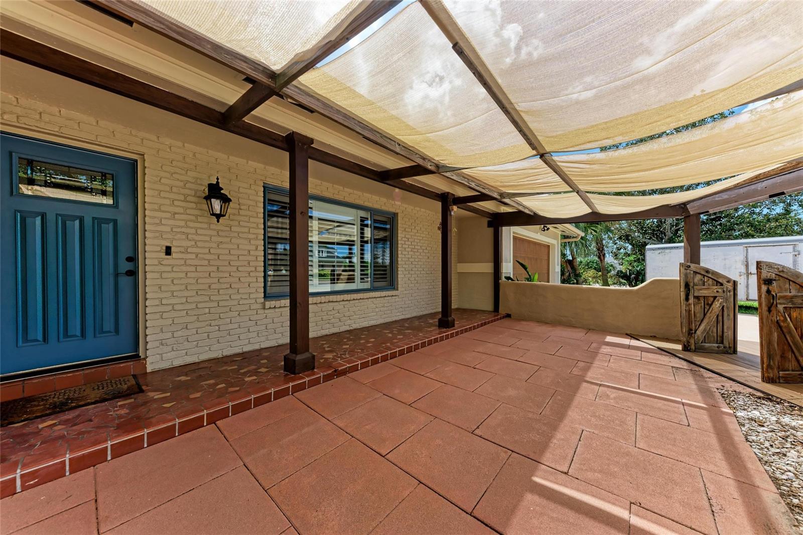 Image 10 of 77 For 724 Hillcrest Drive