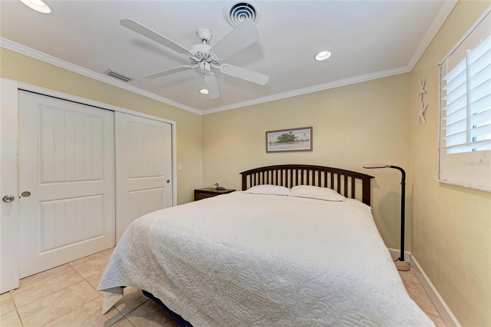 Image 41 of 77 For 724 Hillcrest Drive