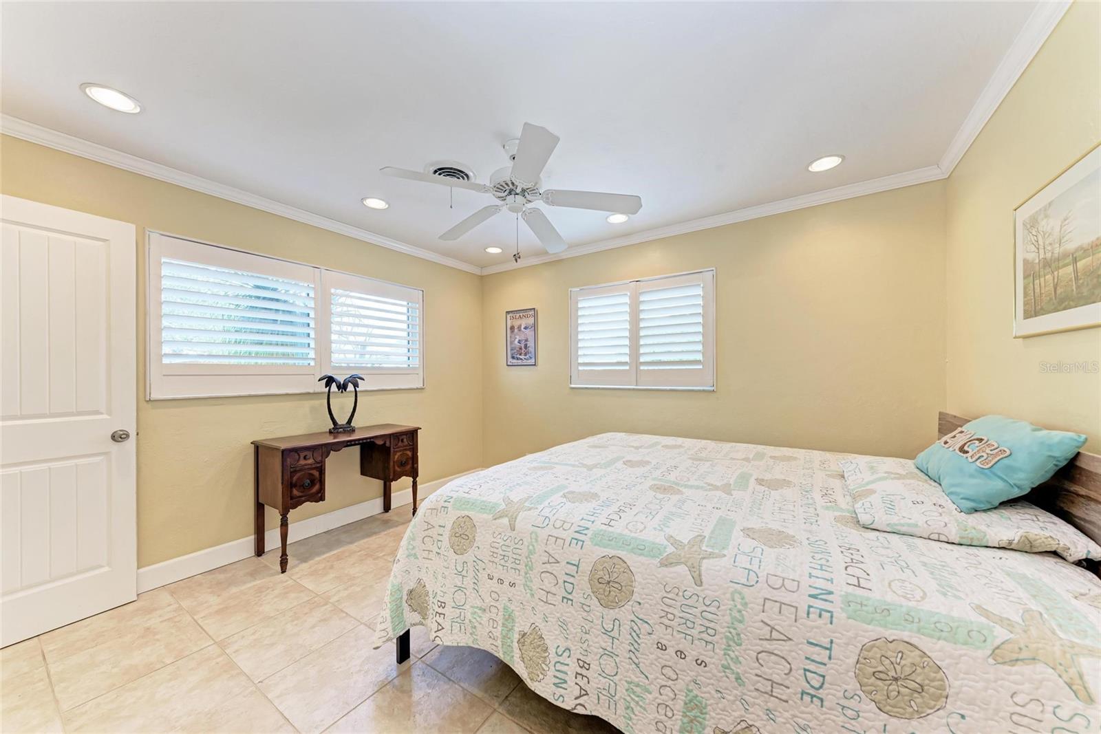 Image 43 of 77 For 724 Hillcrest Drive