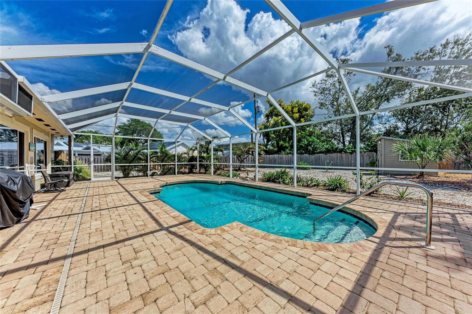 Image 55 of 77 For 724 Hillcrest Drive