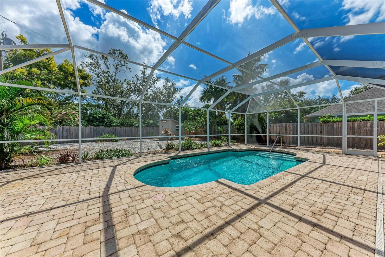 Image 59 of 77 For 724 Hillcrest Drive