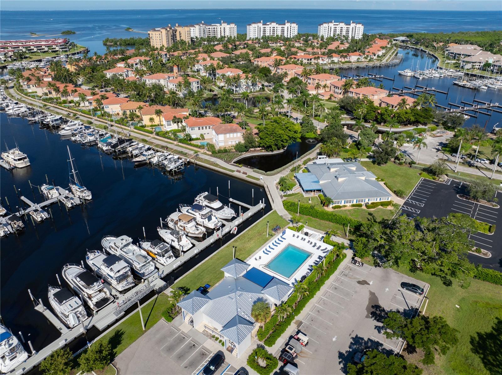 Image 18 of 58 For 112 Islamorada Boulevard