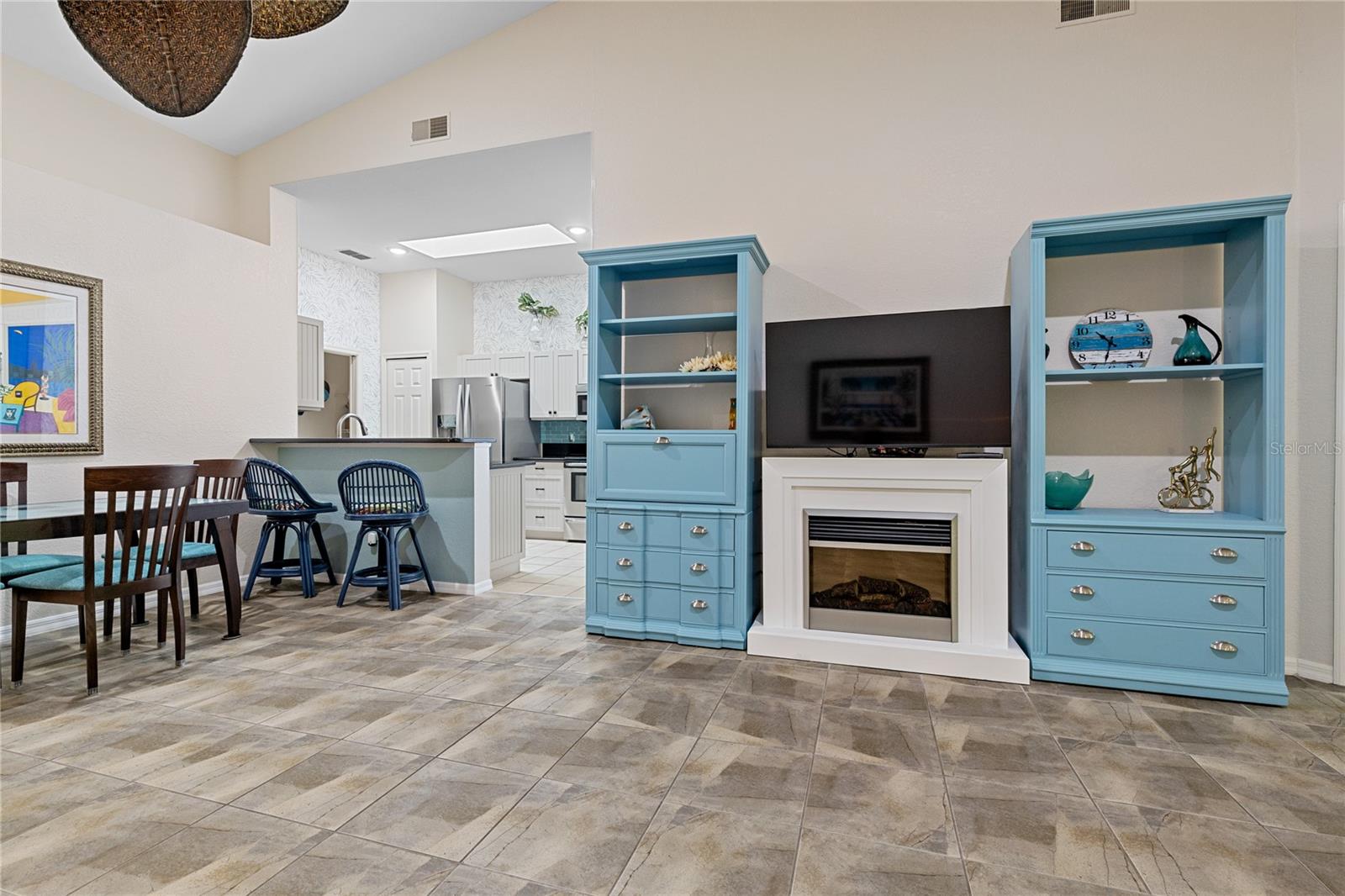 Image 25 of 58 For 112 Islamorada Boulevard