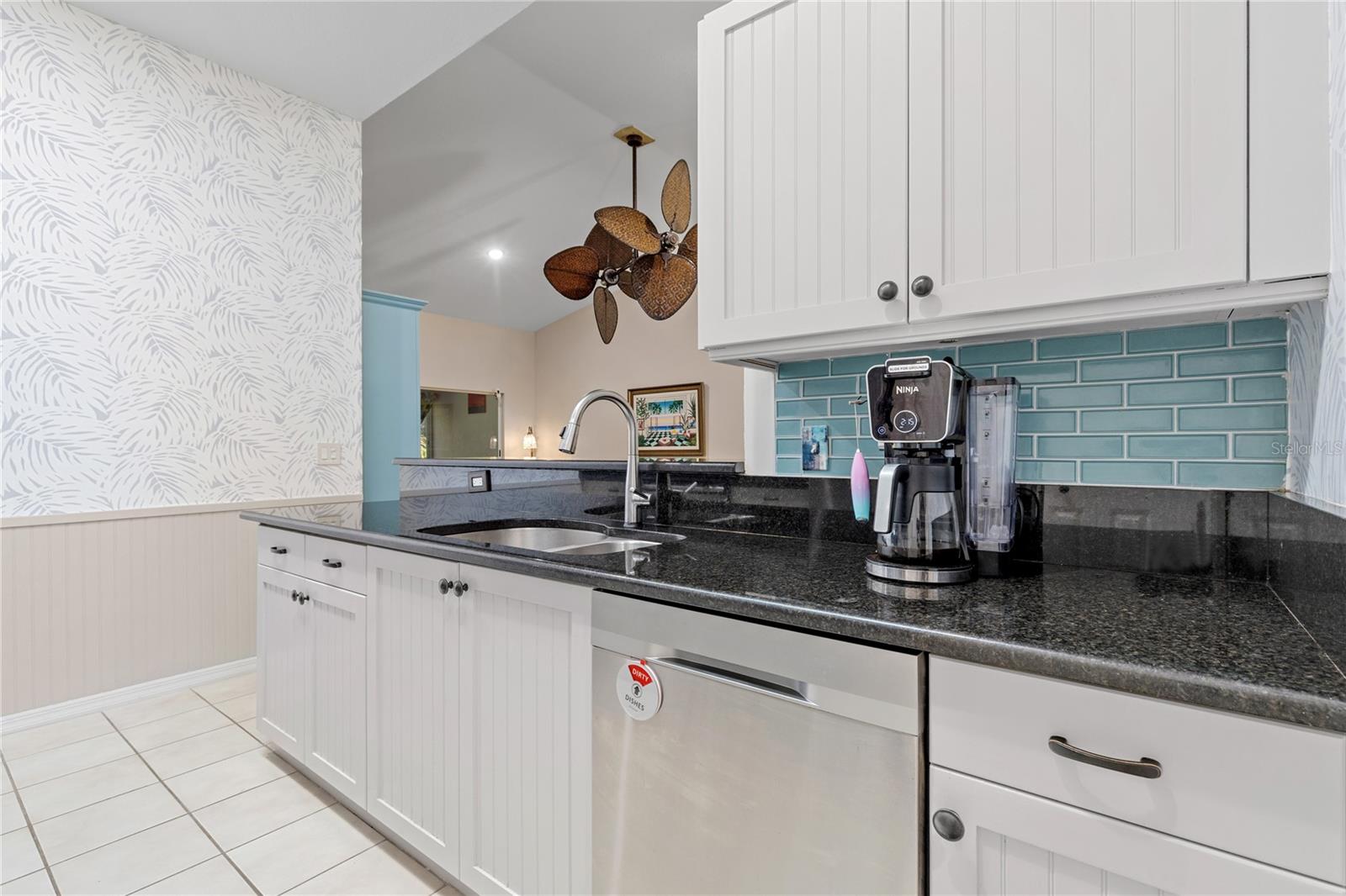 Image 29 of 58 For 112 Islamorada Boulevard