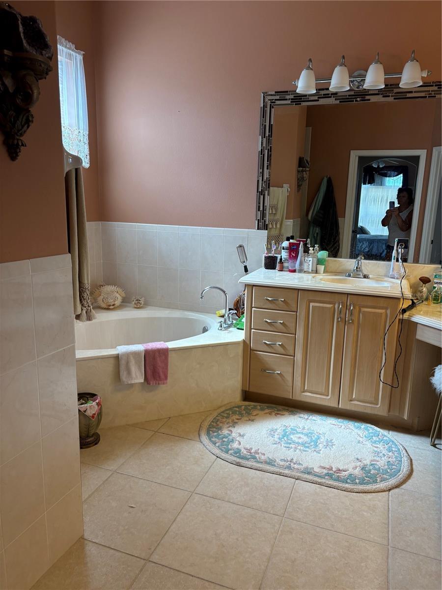 Image 9 of 17 For 12072 Margarita Avenue