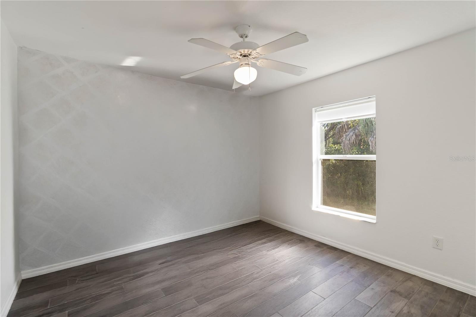 Image 26 of 40 For 1639 Lace Terrace