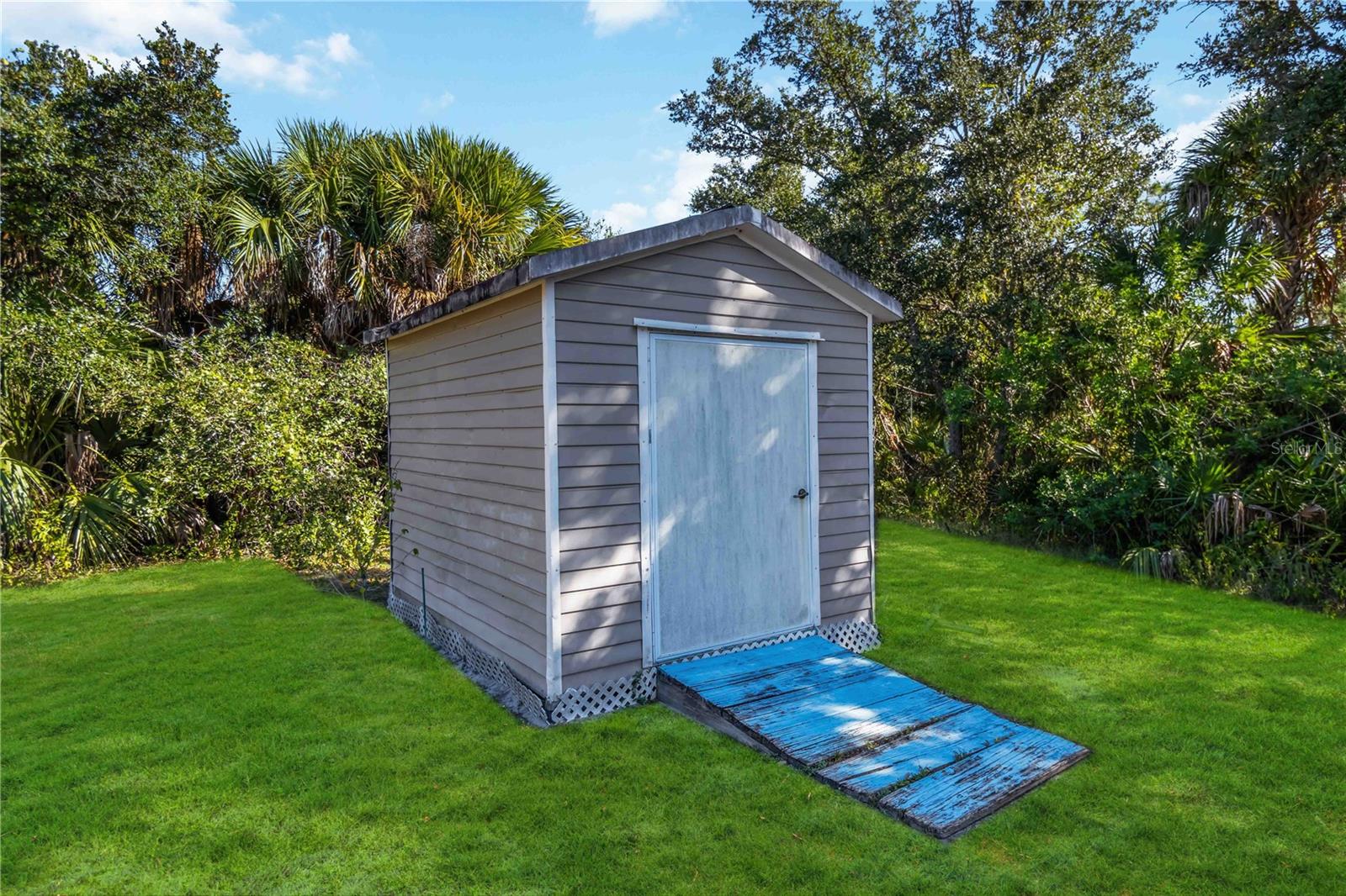 Image 35 of 40 For 1639 Lace Terrace