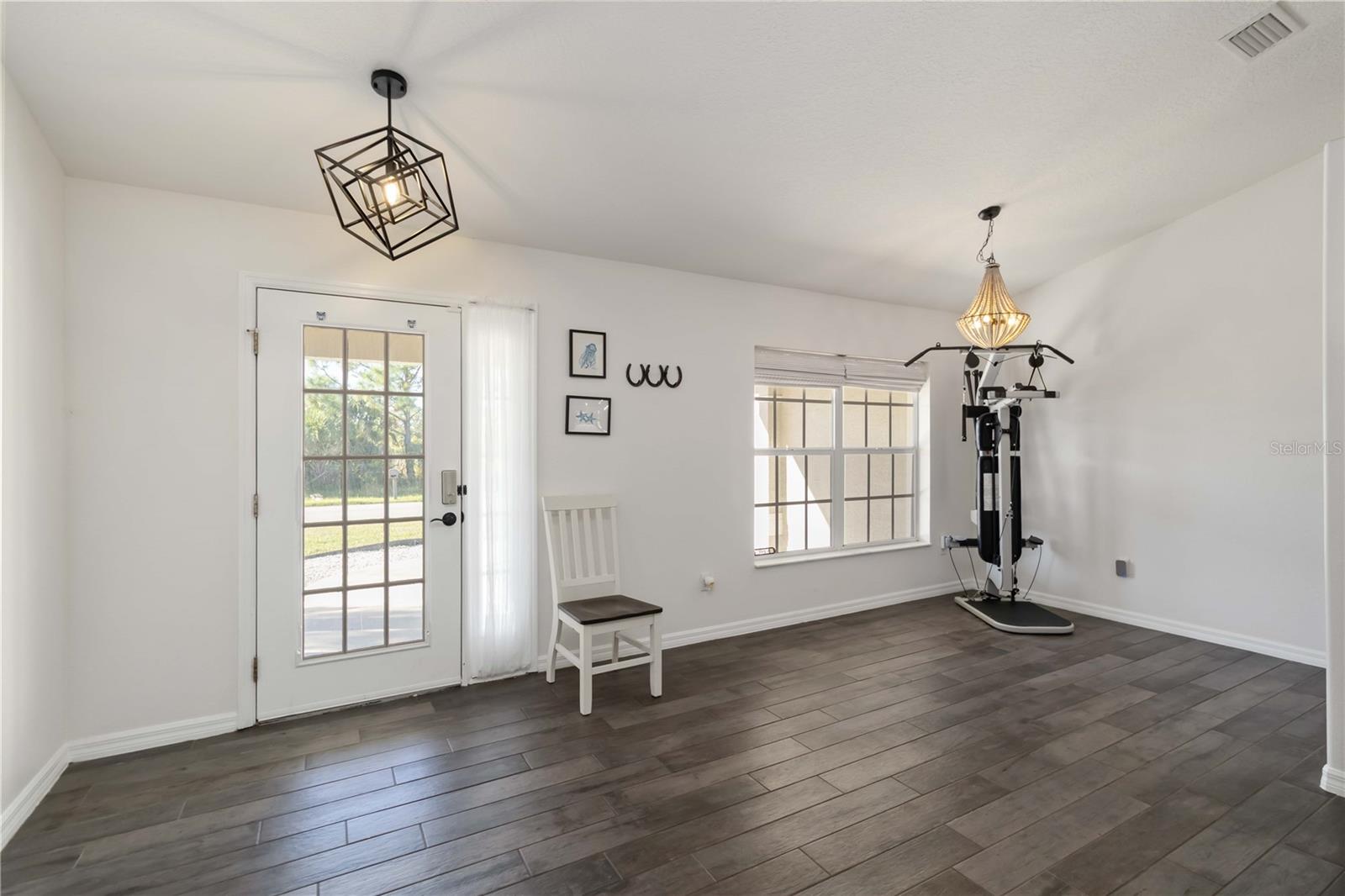 Image 5 of 40 For 1639 Lace Terrace