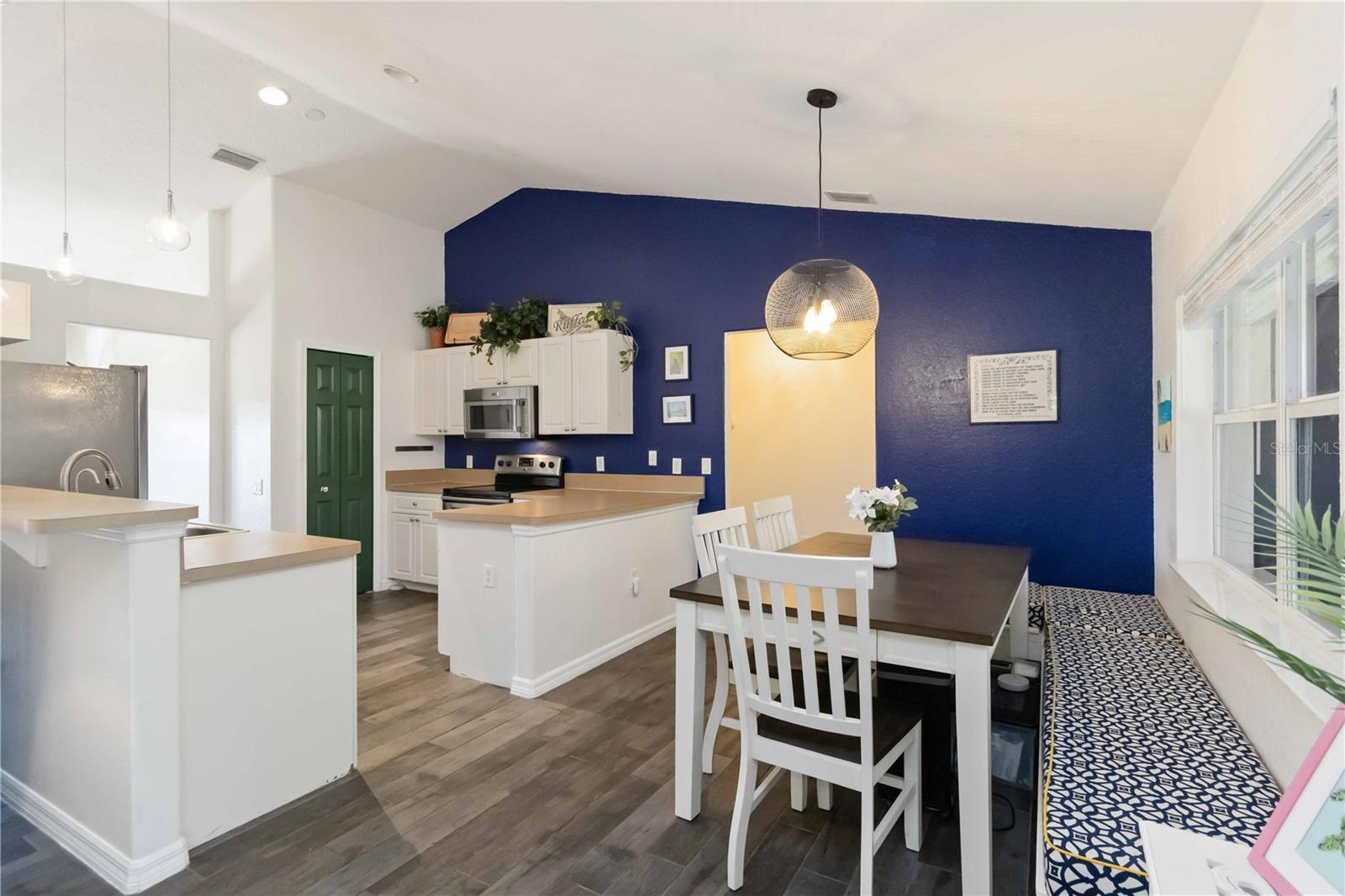 Image 9 of 40 For 1639 Lace Terrace