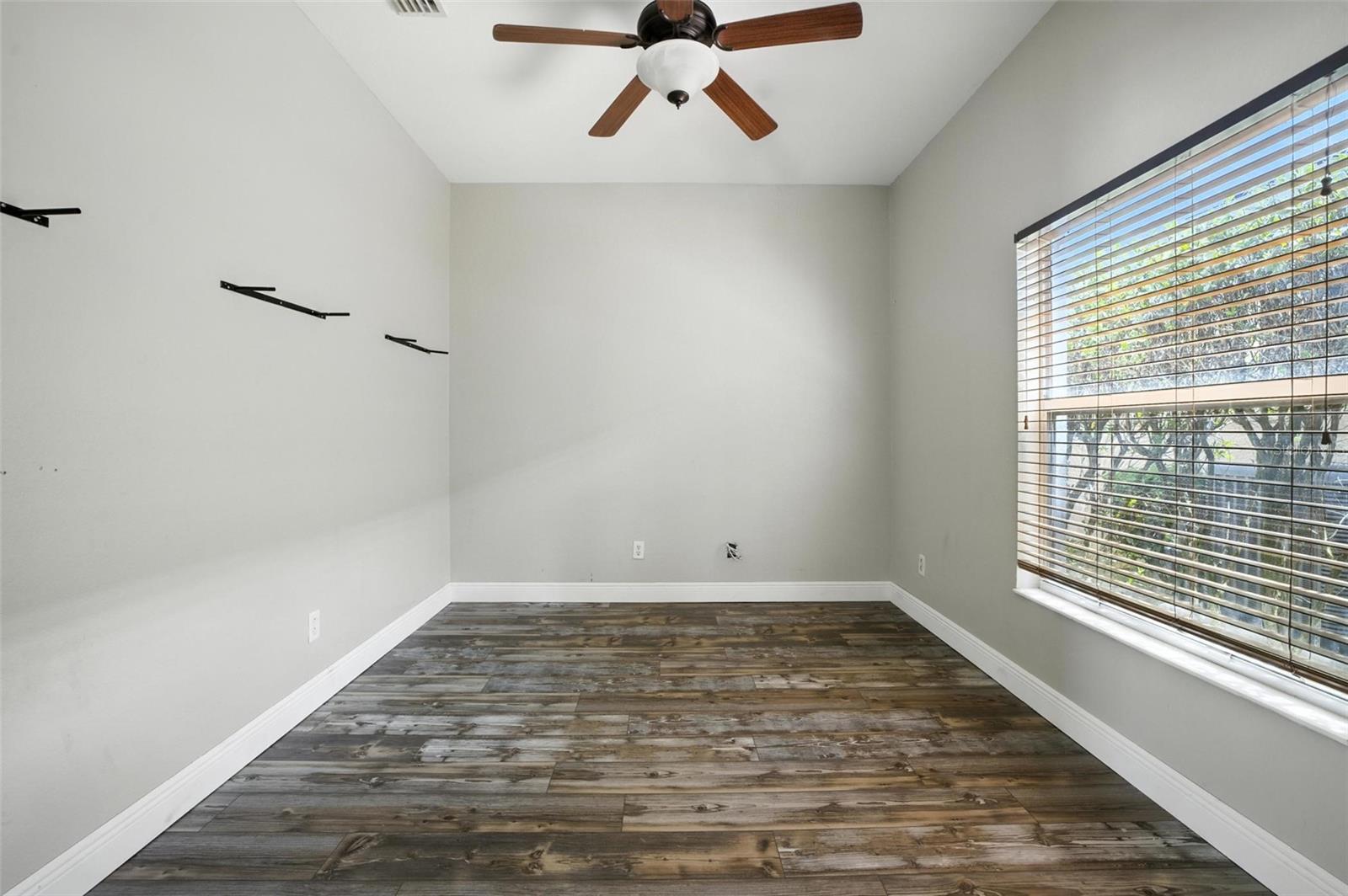 Image 12 of 43 For 9010 Gladiolus Preserve Circle